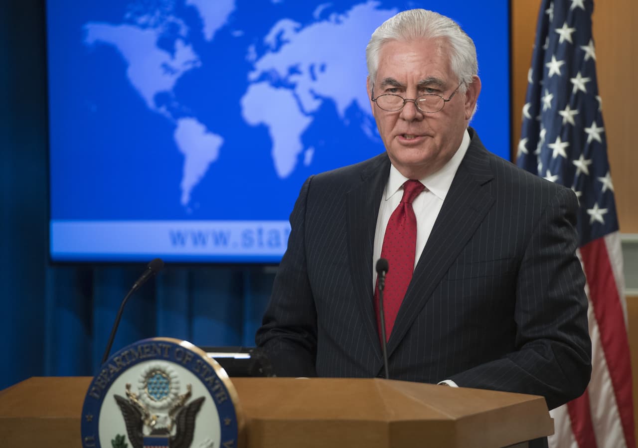 Sin nombrar a Trump y con dura advertencia a Rusia, Tillerson habla sobre su despido como secretario de Estado