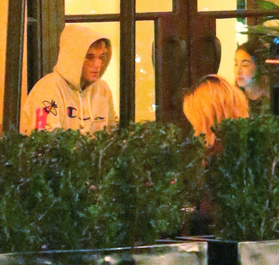 Ya más tarde la pareja fue vista en el hotel Montage, en Beverly Hills, California.