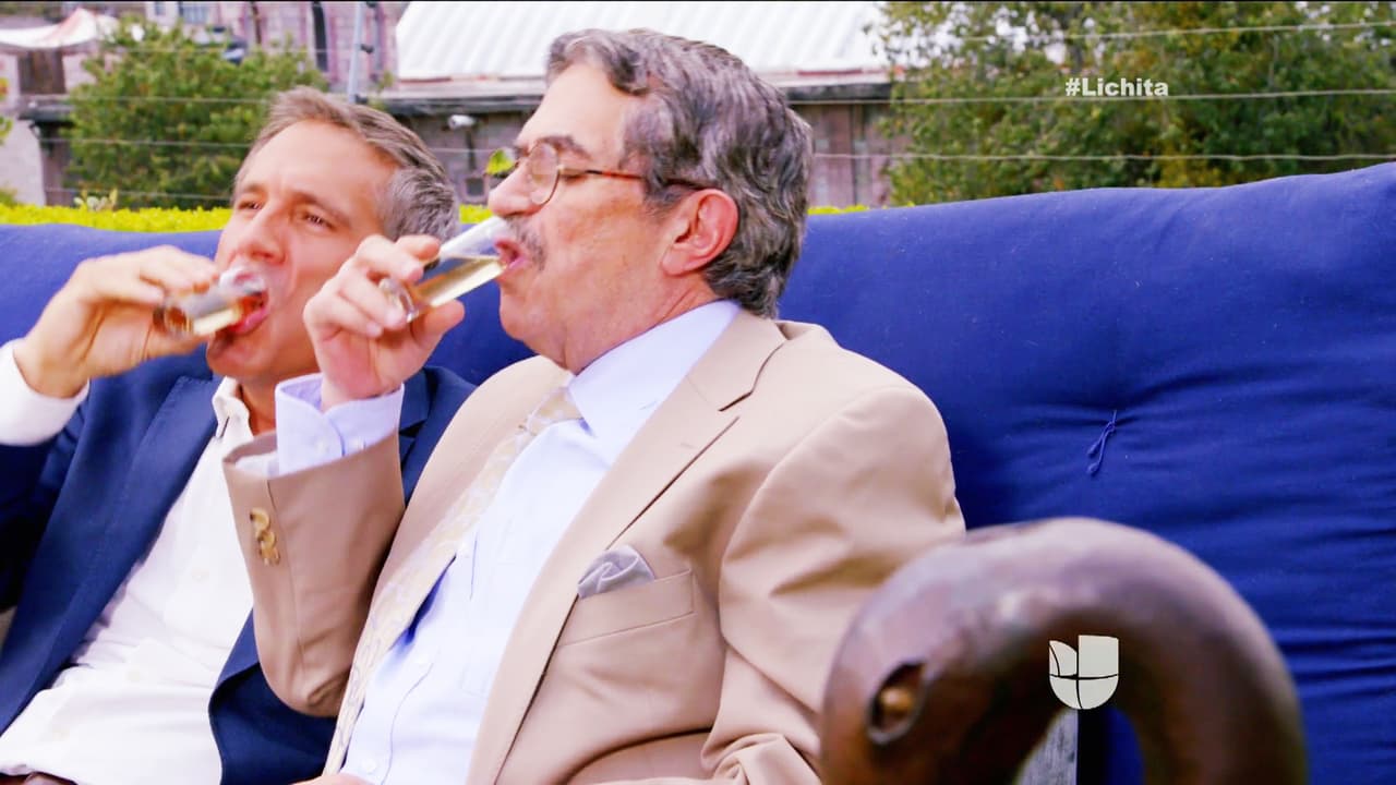 Sí, es Roberto, está que se muere de celos.