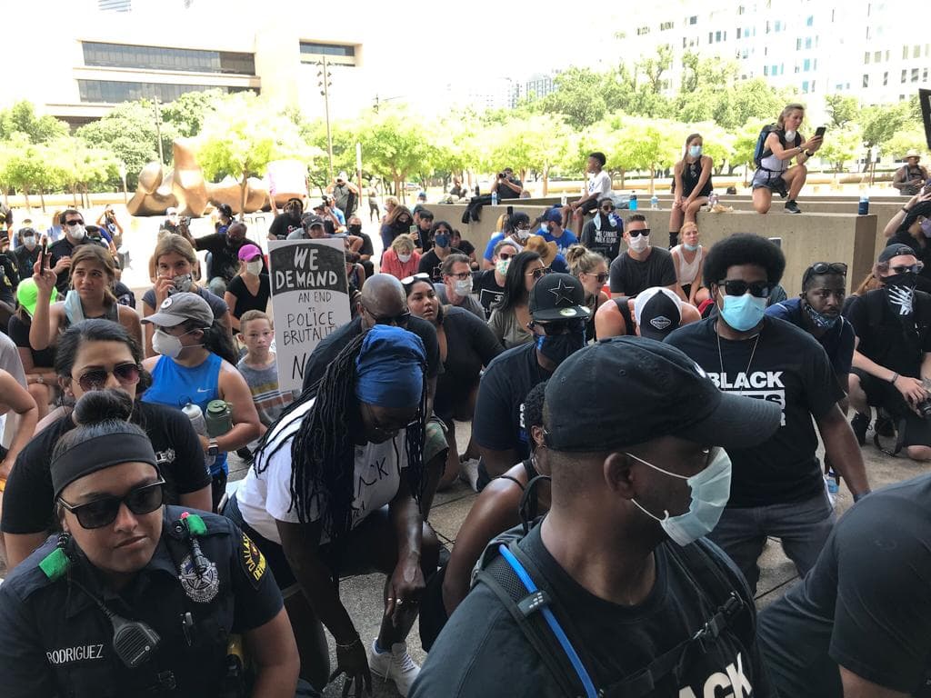 Los policías quienes han sido señalados y criticados por días fueron quienes decidieron alzar su voz por cambios que dicen, son necesarios.
<br>