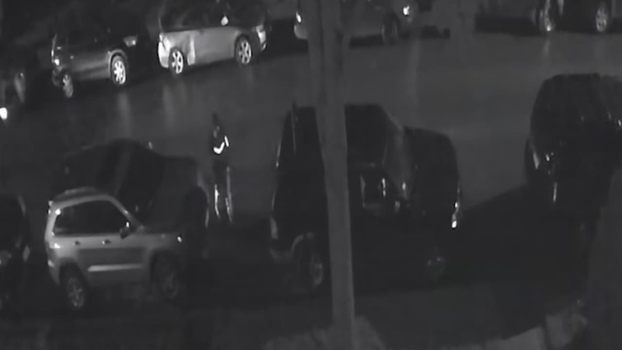 Tragedia en La Villita: Asesinan a balazos a joven de 17 años y el momento quedó captado en video