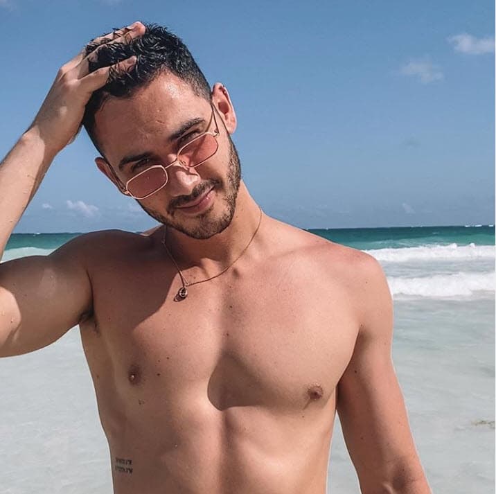 El actor sorprendió no solamente con lo cambiado que está, también por las apasionadas escenas que realizó junto a la ex-RBD.