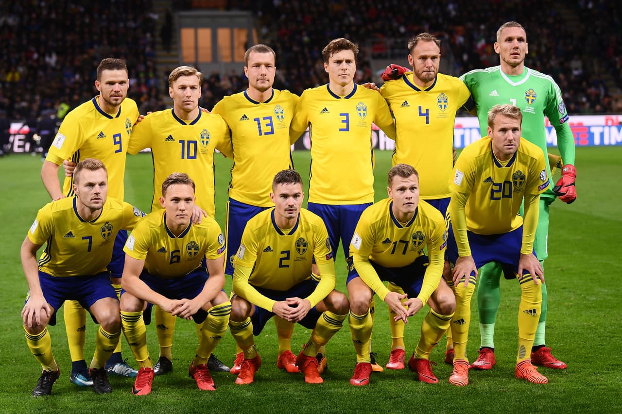 <b>Mientras que Suecia lo hizo con: </b>Olsen, Lustig, Lindelof, Granqvist, Augustinsson, Claesson, Larsson, Johansson, Forsberg, Toivonen, Berg.
