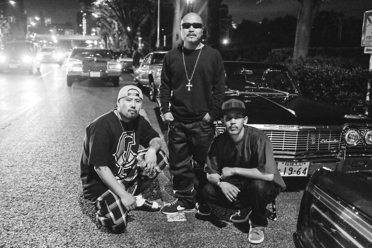 Algunos grupos de Japonés están fascinados con la cultura chicana de California.