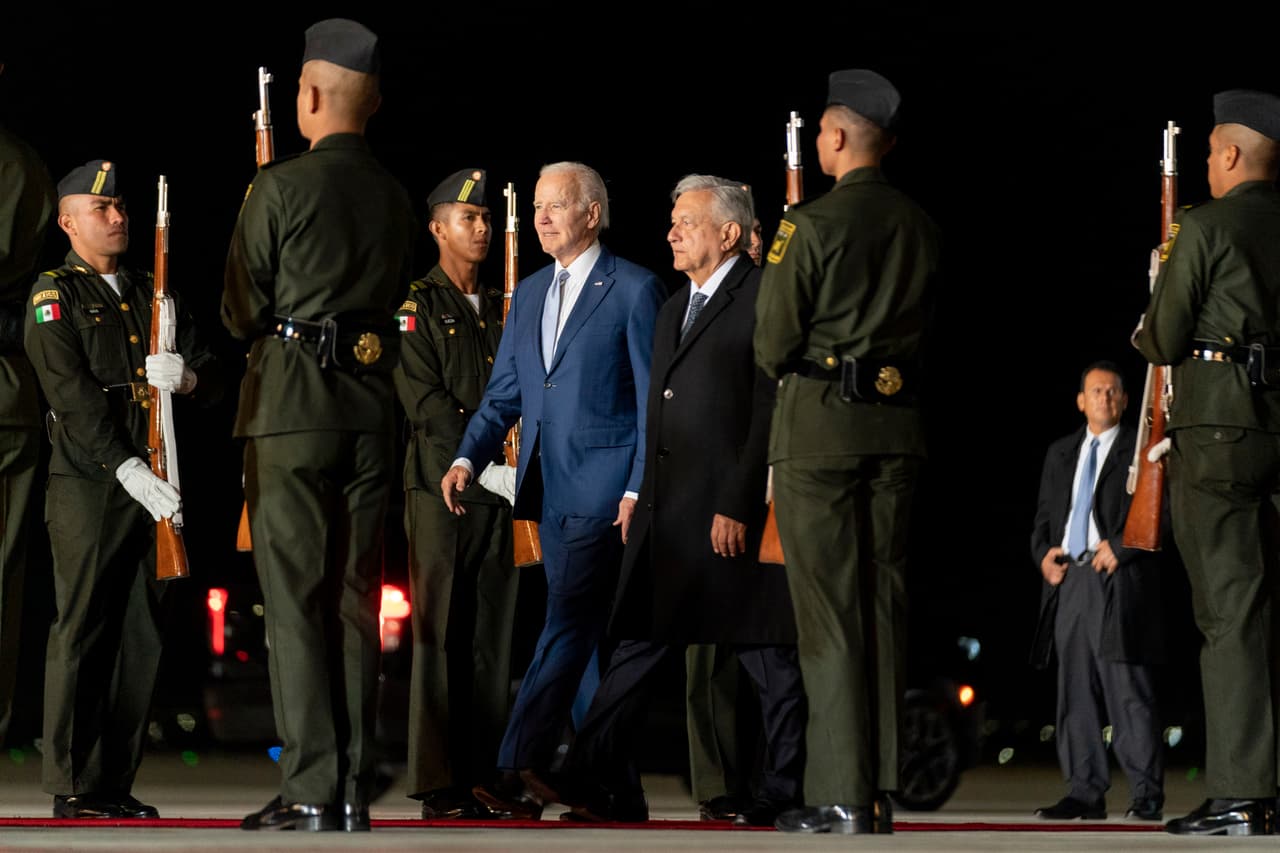 Biden llega a México para asistir a la cumbre trilateral con López Obrador y Trudeau