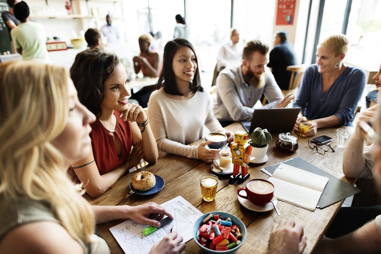 Puede ser una reunión social, una visita, un encuentro fortuito con alguien que hacía tiempo no veías. Lo importante es que ¡no lo dejes pasar! Esa gestión dará frutos, dinero, desenvolvimiento económico y mucho más. Por Profesor Zellagro