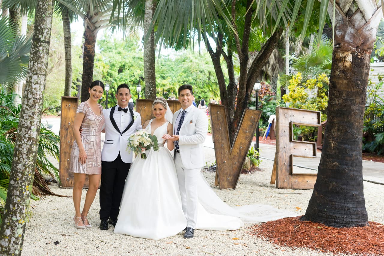 Ana Patricia Gámez y Rafael Araneda, fueron parte de los invitados de honor a esta boda.