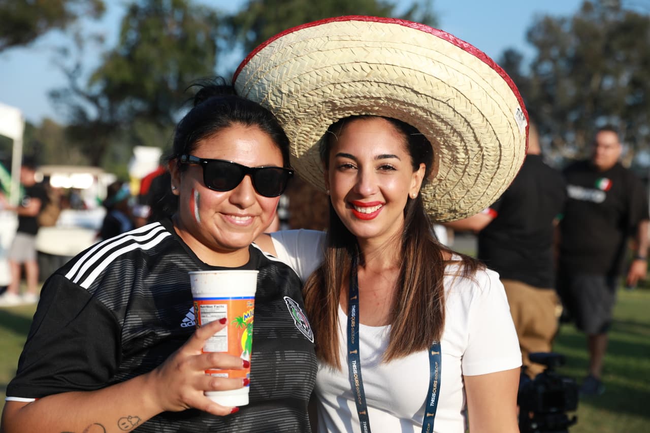 ¡Qué no falte la foto con el tradicional sombrero mexicano!