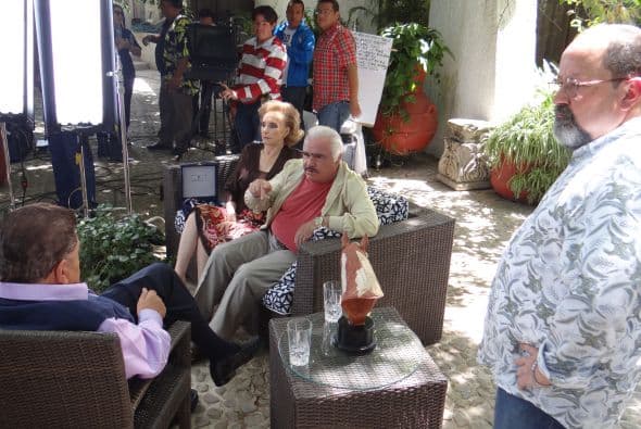 Mario no se quedó con las ganas y le preguntó al Charro de Huentitán cosas muy íntimas sobre su matrimonio, que a pesar de tantas dificultades siempre se ha mantenido firme. ¿Te imaginas qué respondió?