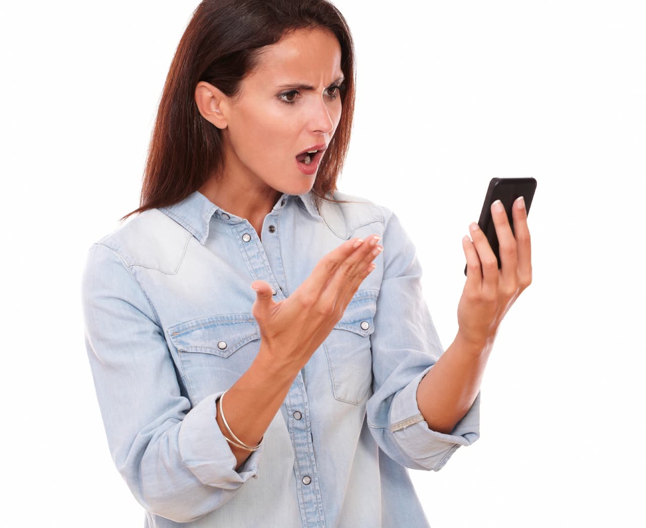 <b>Evitar una exposición prolongada. Si</b> bien en ocasiones dejar los ‘gadgets’ es complicado por motivos laborales, sí hay que hacerlo cuando sea por ocio, como revisar redes sociales.