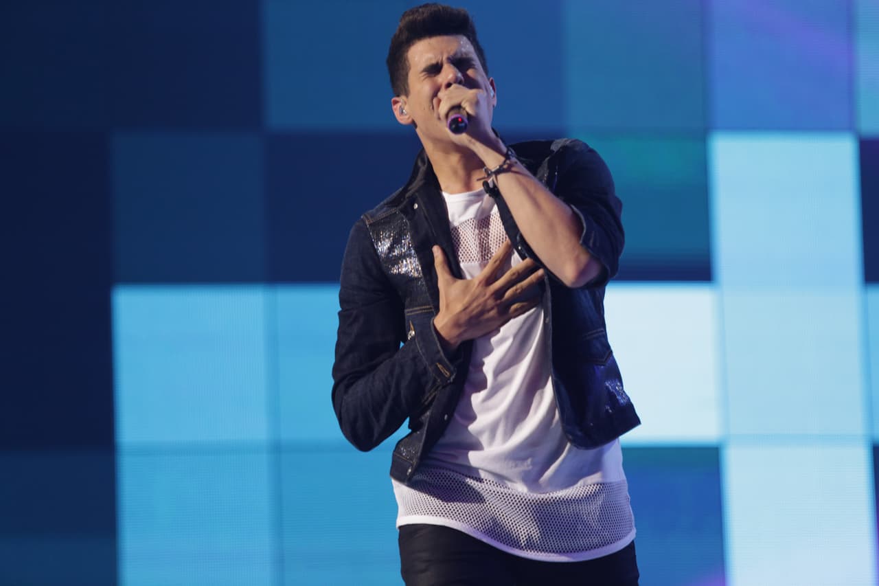 Una noche digna de finales. Pitbull, Fifth Harmony, Wisín, los jueces cantaron y ya tenemos banda. Además, las emociones estuvieron a flor de piel con sorpresas, eliminaciones y estrenos.