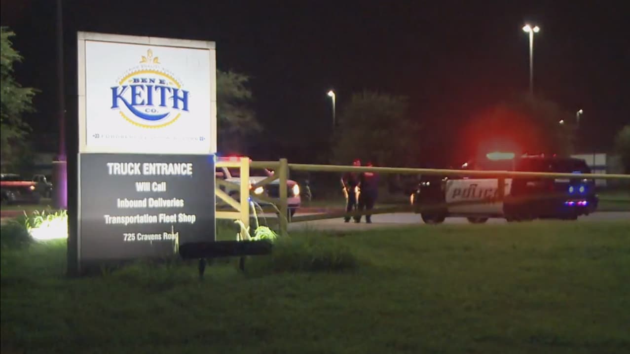 Dos muertos y un herido tras tiroteo en un centro de distribución de alimentos en Texas