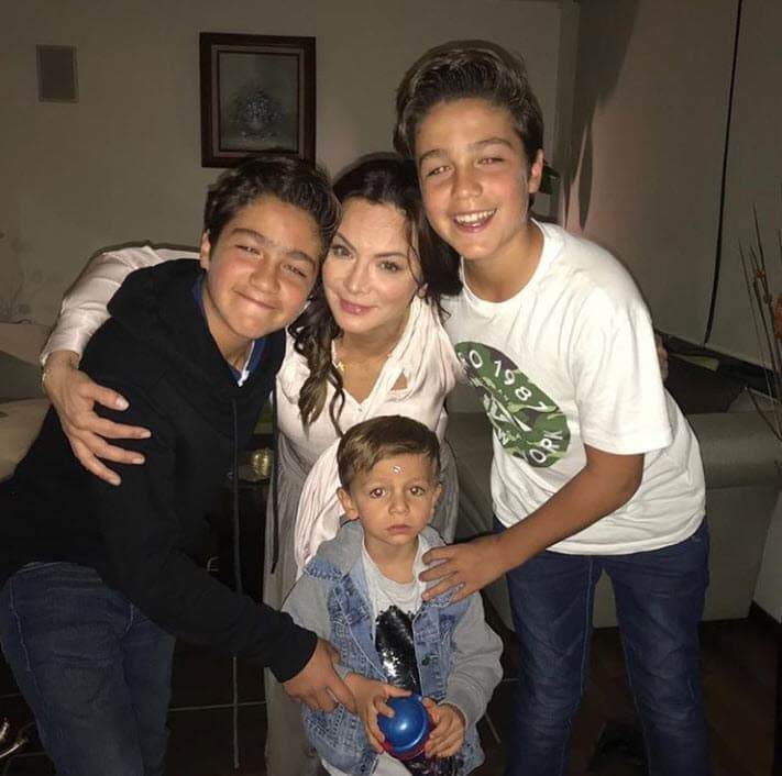 El elenco de Mi Corazón Es Tuyo hizo tan buen equipo que su amistad ha prevalecido.