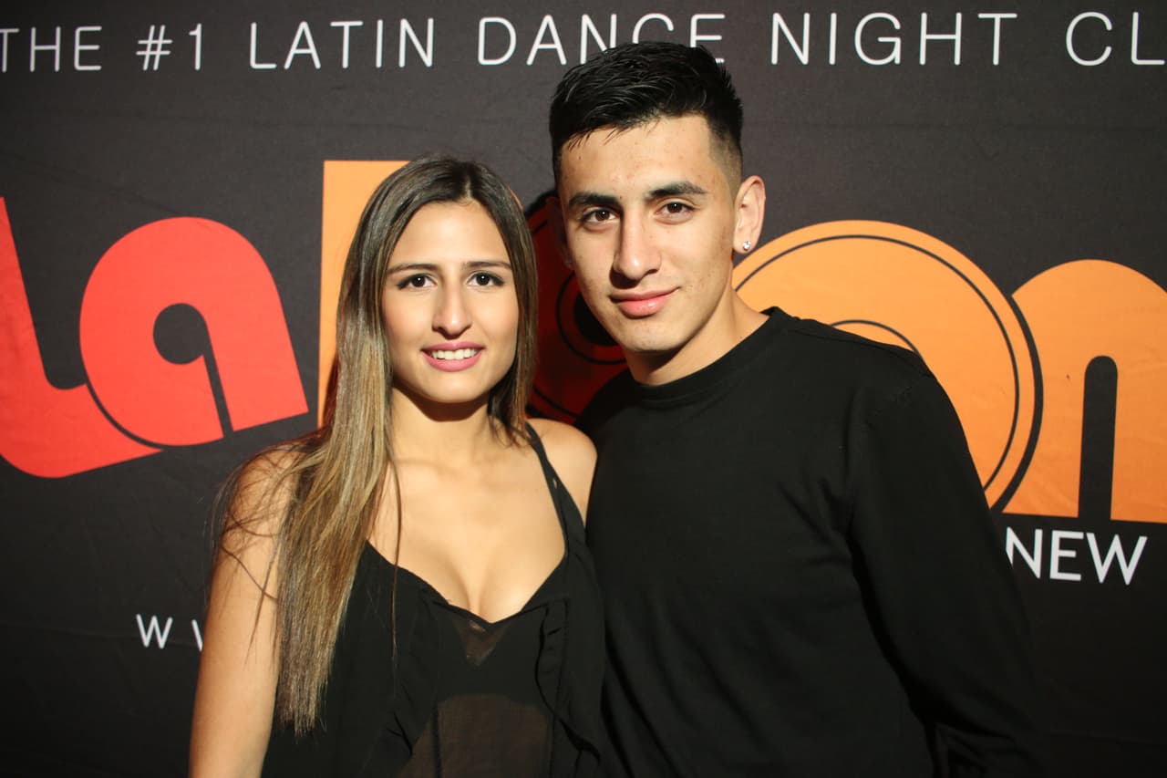 <b>Stephanie Arango, 21, y Juan Garcia, 21, de Greenwich, CT.</b>
<br>
<br>
<b>¿Qué es el trap? </b>It’s a dirtier version of reggaeton.
<br>
<br>
<b>¿Por qué escuchas trap?</b> Because the rhythm is an escape. It’s different.
<br>
<br>
<b>Trap en una palabra: </b>Amazing.
<br>
<br>