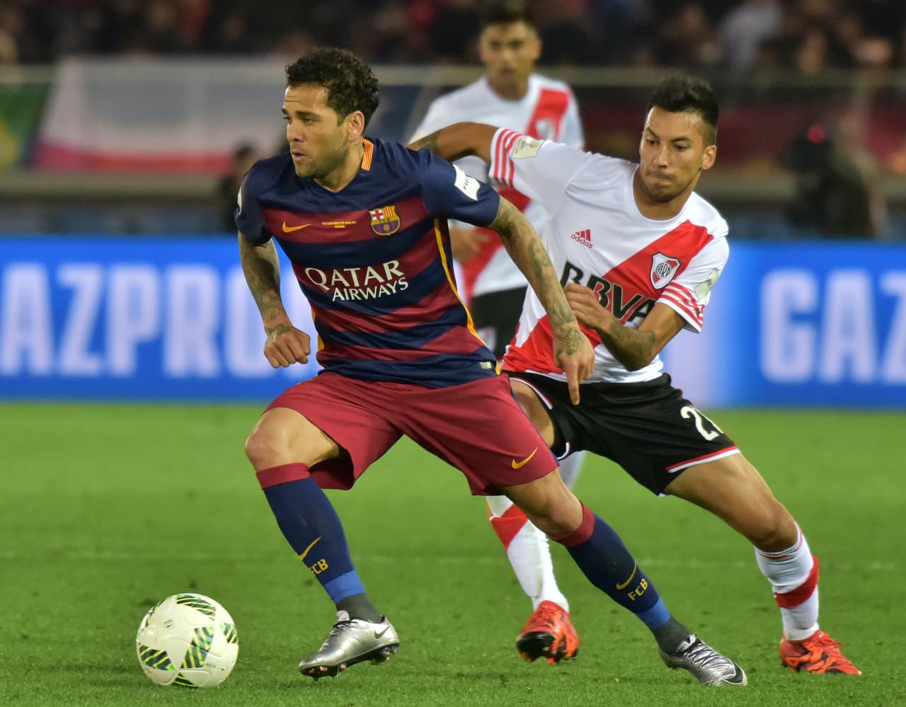 El brasileño Dani Alves es el jugador con más títulos en la historia del fútbol mundial y en gran parte eso se debe a su exitoso paso por Barcelona, con el que ganó todos los torneos posibles.