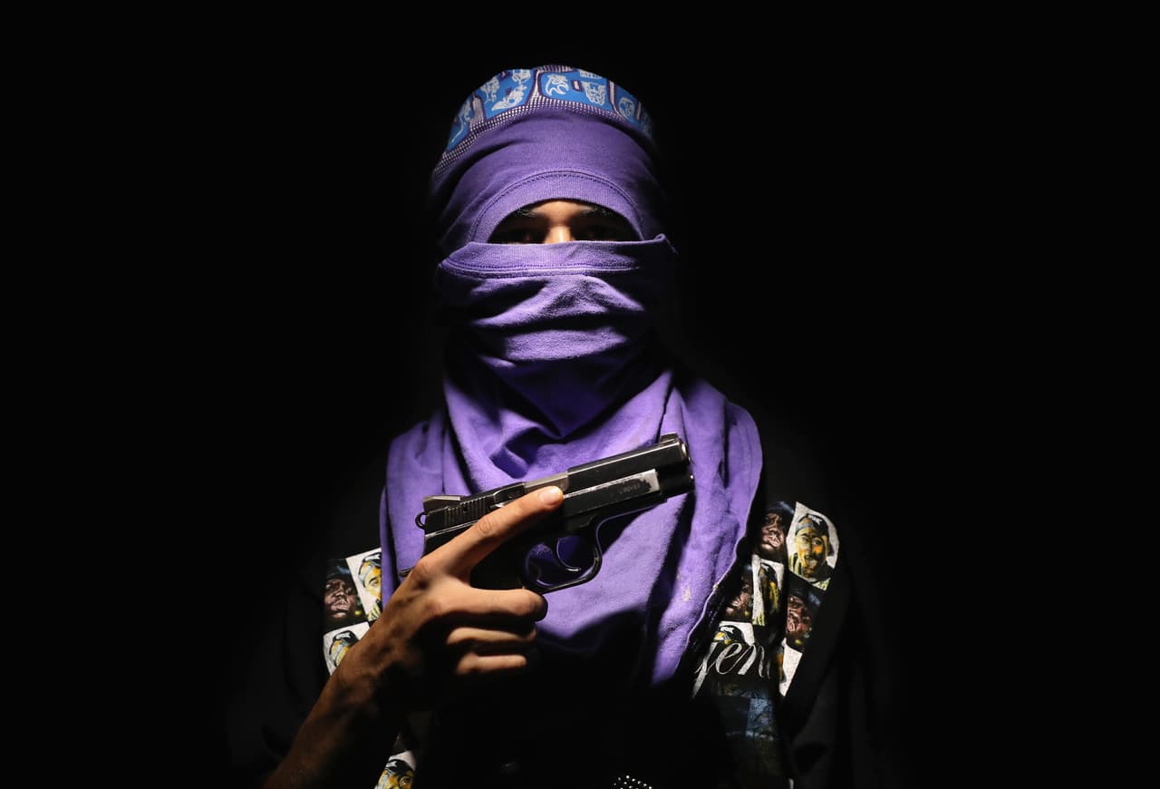 Los Ángeles contrató a un 'expandillero' para ayudar a jóvenes a evitar el crimen, pero nunca dejó la MS-13