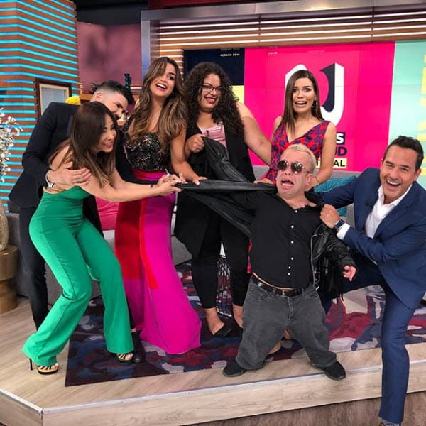 Son tan divertidos que han volteado de cabeza el foro con sus bromas y buen humor.