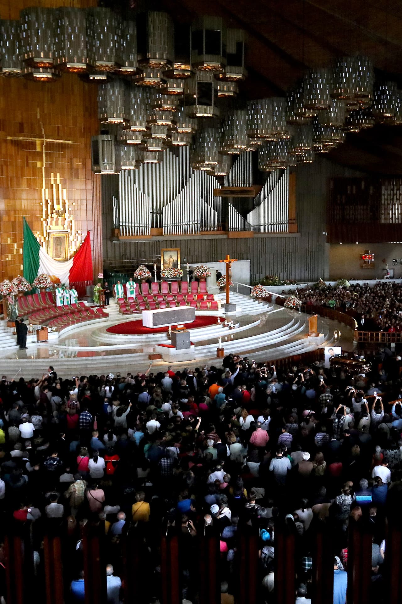 Este evento se suma a los ya efectuados en memoria de José José. Recordemos que el pasado 8 de octubre se le realizó un homenaje en el Palacio de Bellas Artes de la Ciudad de México.