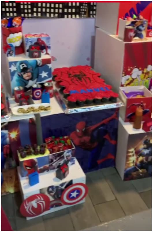 "Aunque adelantamos un poco su fecha, ayer celebramos con todo nuestro cariño a nuestros dos angelitos, Manuel y Daniel", escribió Biby en su cuenta de Instagram.