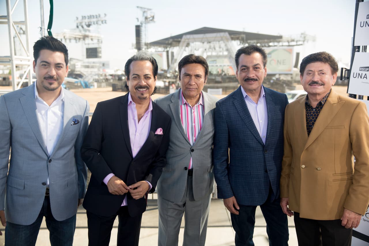 Los Tigres del Norte durante los ensayos de RiseUp AS ONE.