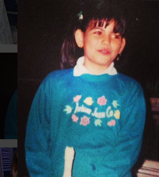 A los 13 inició su carrera en la radio: "Yo empecé a los 13 años en los medios de comunicación, entré de locutora de Radio Uni y trabajaba los fines de semana en un programa que se llamaba 'Galería musical', recordó en entrevista con el programa 
<a href="https://www.youtube.com/watch?v=aLf2urzXhQQ">'Al verbo'</a>.
<br>