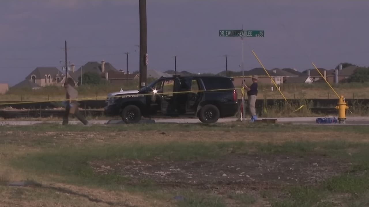 Los vecinos del tirador lo habían reportado con las autoridades en varias ocasiones. Dicen que le decían “el loco” pues salía en la noche de su casa y se ponía a disparar.