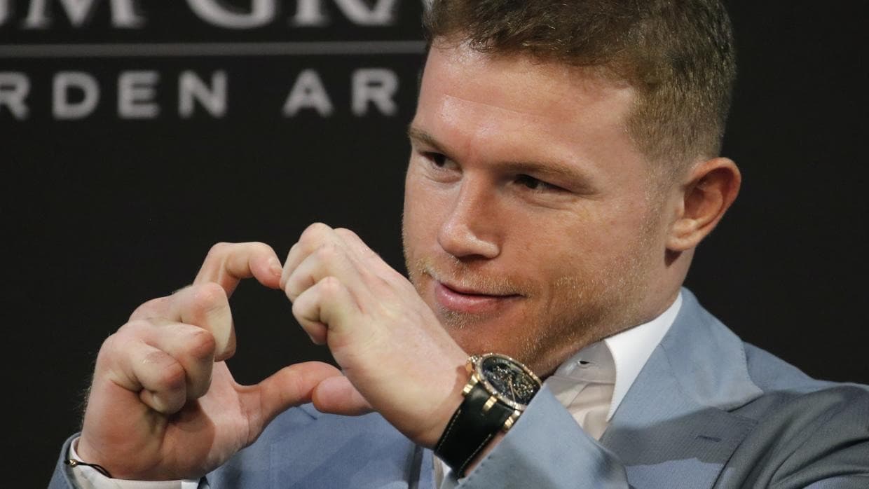 Gran donativo de Canelo a niños con cáncer en México