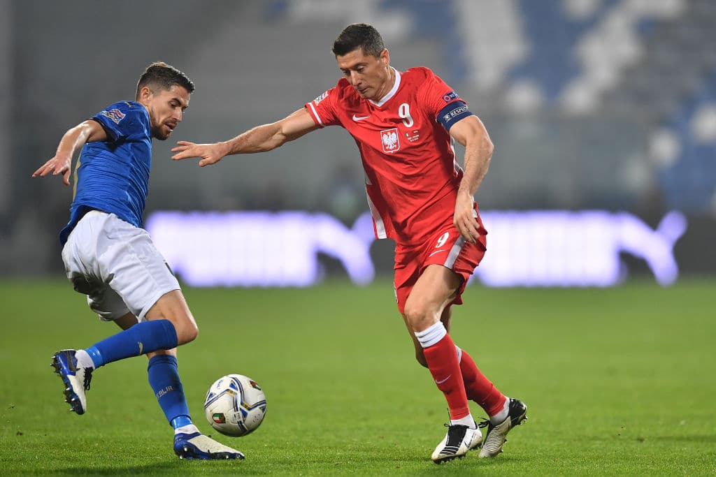 Lewandowski será baja ante Inglaterra y es duda ante el PSG