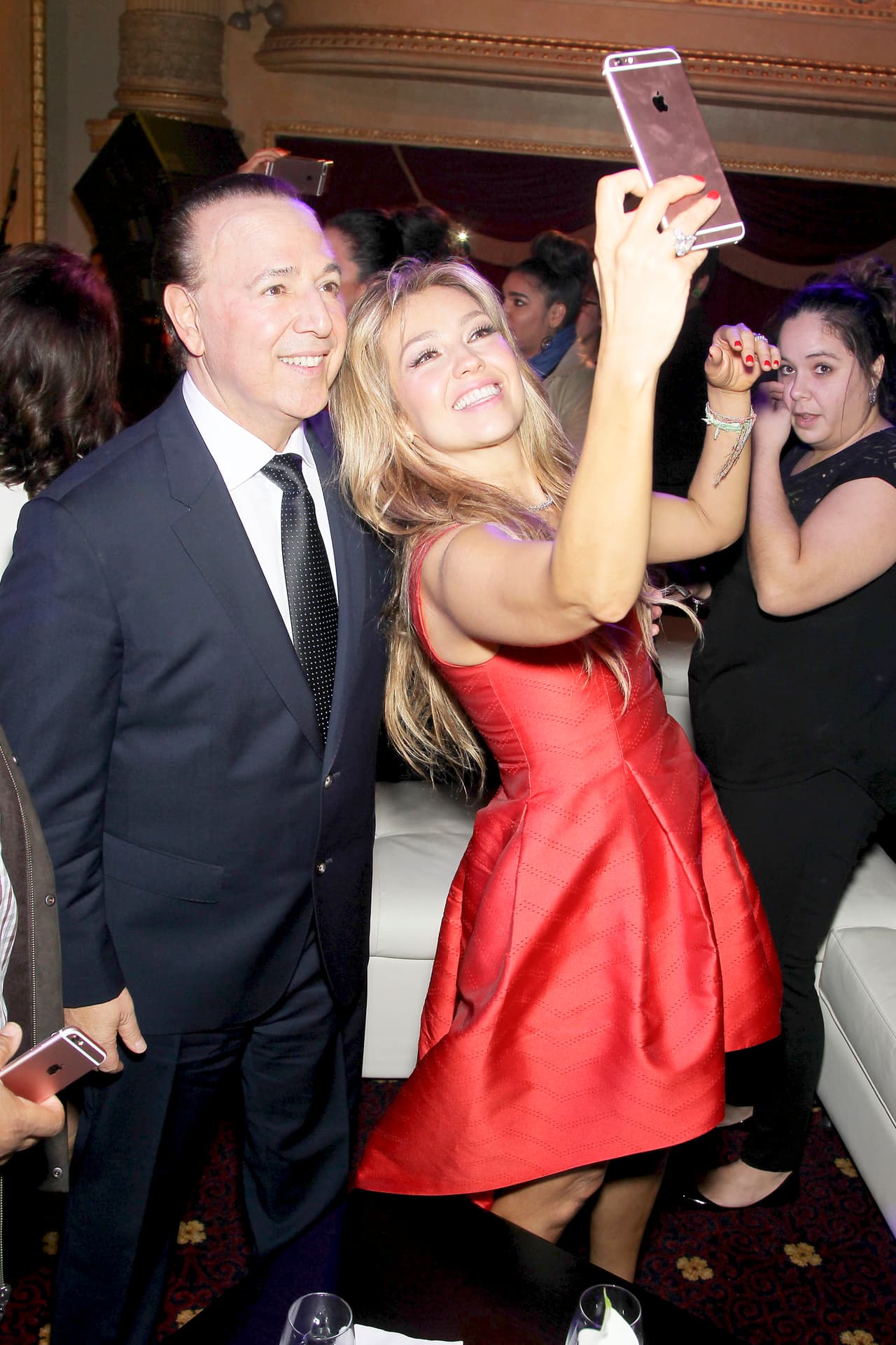 Thalia y Tommy tomaron muchas seflies, las cuales seguramente ya se encuentran en las redes sociales de la cantante.