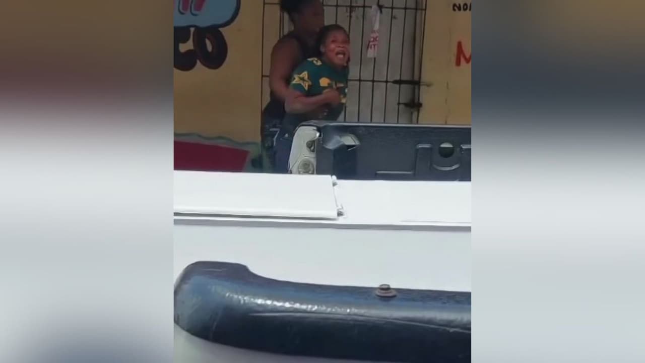 Acusan a una adolescente de 13 años de matar a su padre en República Dominicana, ¿qué dice la menor sobre el crimen?
