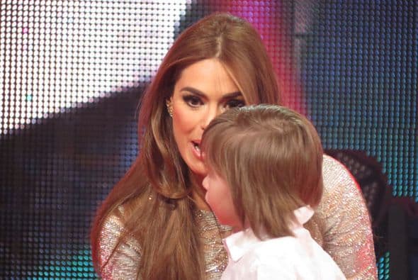 Gali no dejaba de cuidarlo.