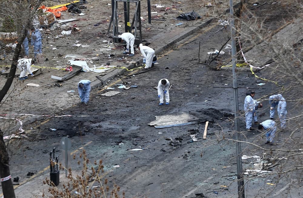 Ejército turco ataca a rebeldes kurdos tras atentado en Ankara