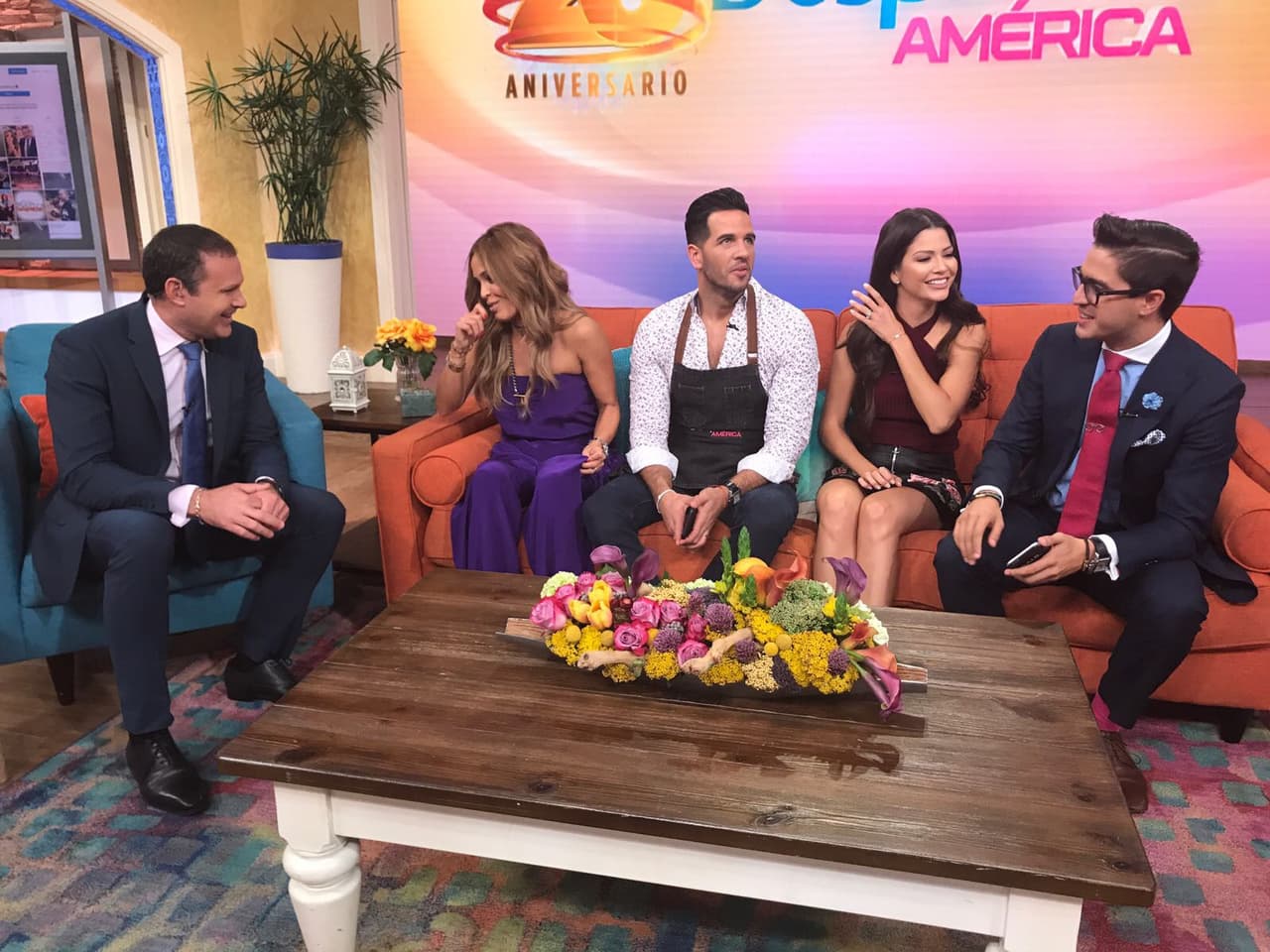 Todos listos para anunciar que esperamos un nuevo bebé en nuestra casa.