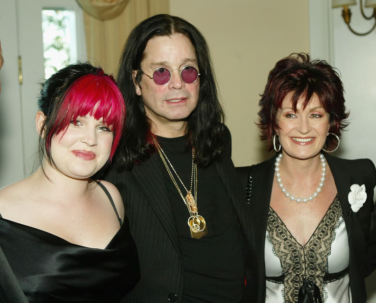 "Cuando veo a mi esposa ir a trabajar, mis hijos van a trabajar, todo el mundo está haciendo, tratando de ayudarme, eso 
<b>me deprime,</b> porque no puedo contribuir con mi familia, ya sabes", agregó.