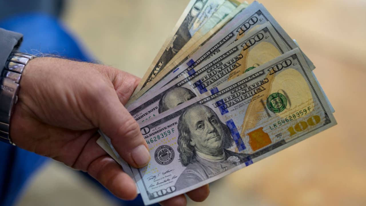 Asesor financiero explica cómo romper la herencia de la pobreza ligada a nuestra mentalidad