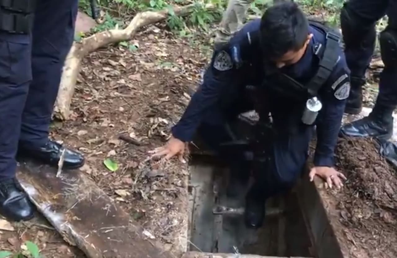 Un operativo conjunto que realizaron elementos de la Policía Nacional y militares de Honduras concluyó la madrugada de este jueves con el descubrimiento de un escondite subterráneo que usaban integrantes de la Mara Salvatrucha (MS-13) en el norte de ese país.