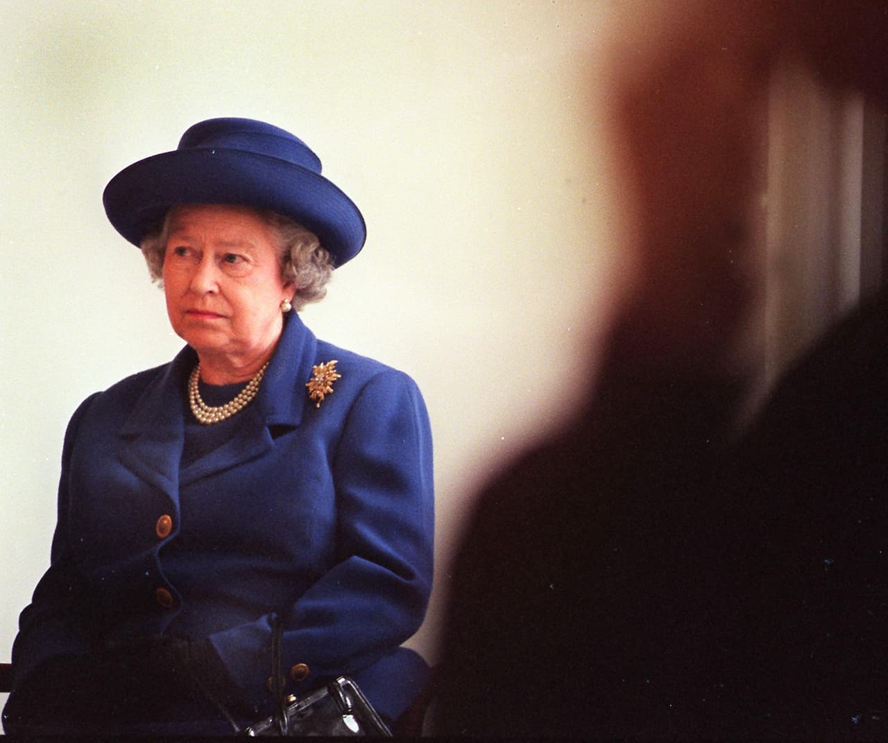 En marzo de 2015, la 
<a href="https://www.univision.com/famosos/murio-la-reina-isabel-incertidumbre-polemica-familia-real">fallecida reina Isabel</a> recibió a 'La Gaviota' y al político mexicano en la Casa Real inglesa.