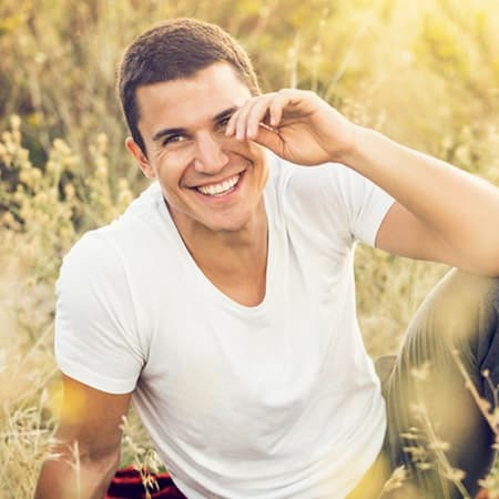 El apuesto actor se convertirá en Javier Morey en El Príncipe, y nos conquistará cada noche apoderándose de la pantalla de UniMás.