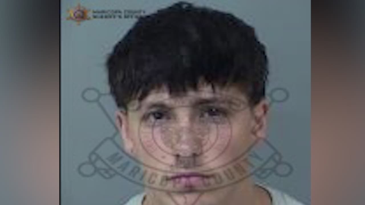 Detienen a hombre de 20 años acusado de tener relaciones con menor de 16 años en Phoenix