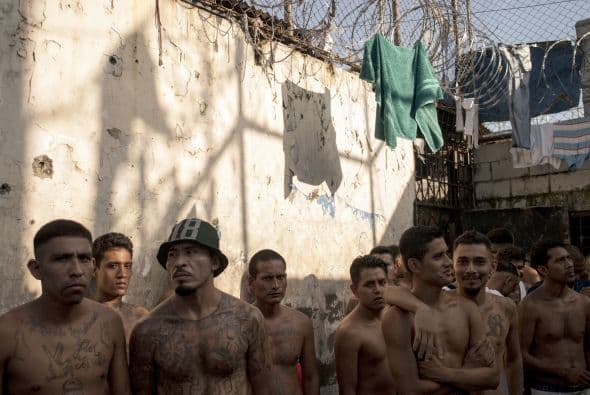 El llamado se hizo en una rueda de prensa convocada con motivo del primer aniversario de gestión del ministro de Justicia y Seguridad, David Munguía Payés, quien aseguró que el Gobierno ve "con buenos ojos" la iniciativa.