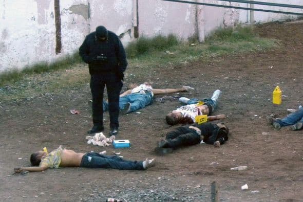 Según las cifras de Reforma, el estado de Chihuahua, que comparte una amplia frontera con Estados Unidos y donde se encuentra Ciudad Juárez, la localidad más violenta de México, registra casi un 45 por ciento de las 10,000 muertes registradas este año.