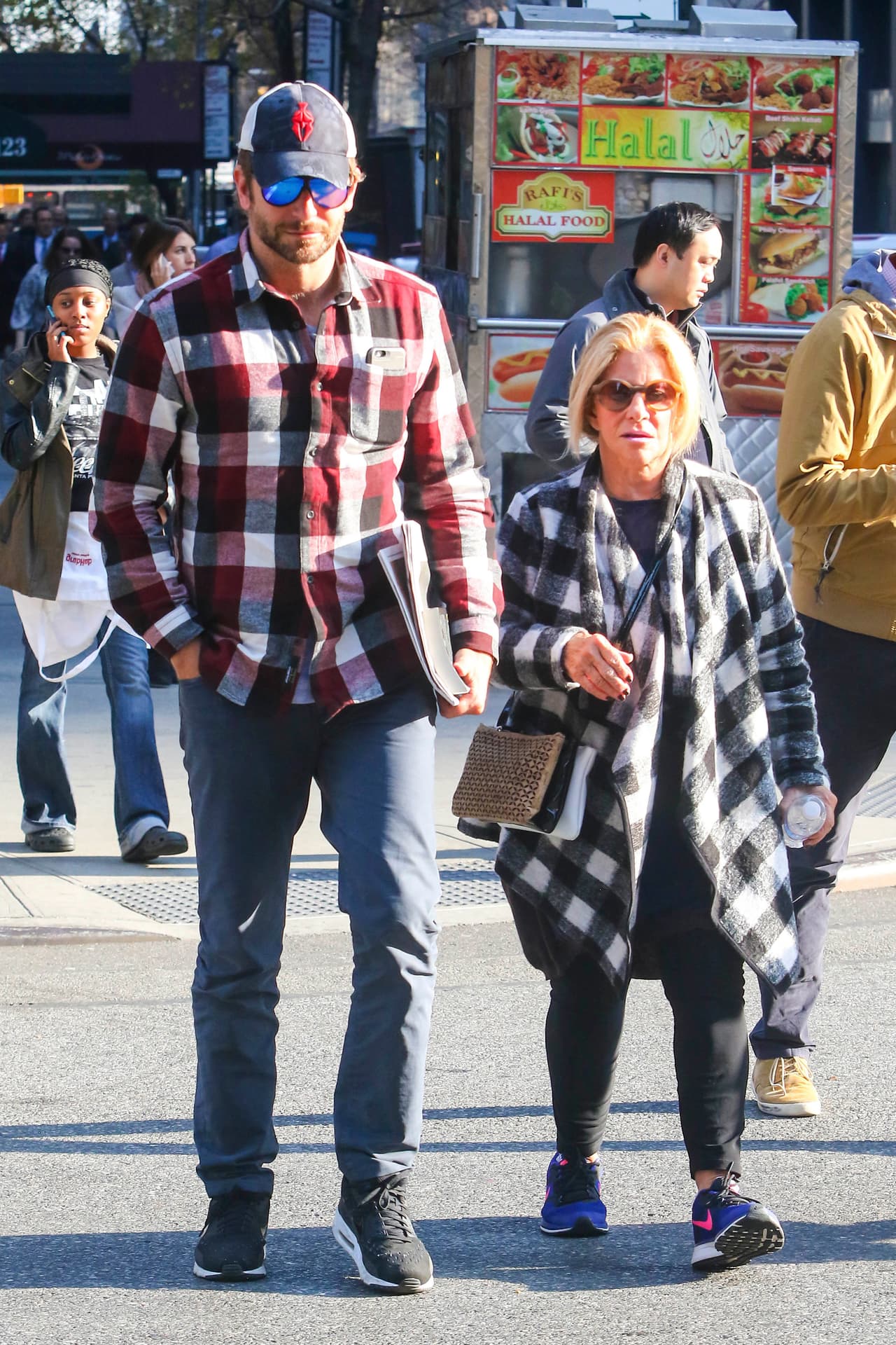 Hasta iban coordinaditos con la misma tela.