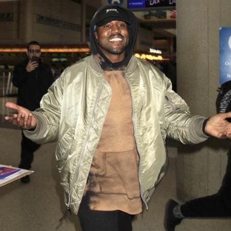 El rapero 
<b><a href="https://www.univision.com/estilo-de-vida/fashion-week/nyfw-como-sera-la-polemica-pasarela-de-kanye-west">Kanye West</a></b> está acostumbrado a 
<b>expresar sus ideas</b> y sentimientos sin empacho. Lo hace a través de su música, en las redes sociales, en entrevistas e incluso en sus presentaciones.