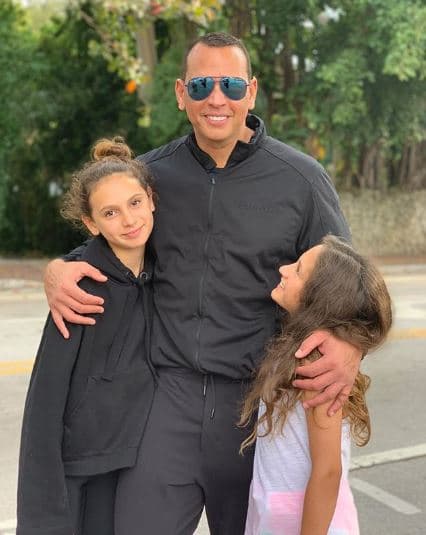 "[...] Mi objetivo para este año será seguir ese consejo, tener más tiempo en familia y una mejor organización de mi agenda [...]", aseguró el también empresario.