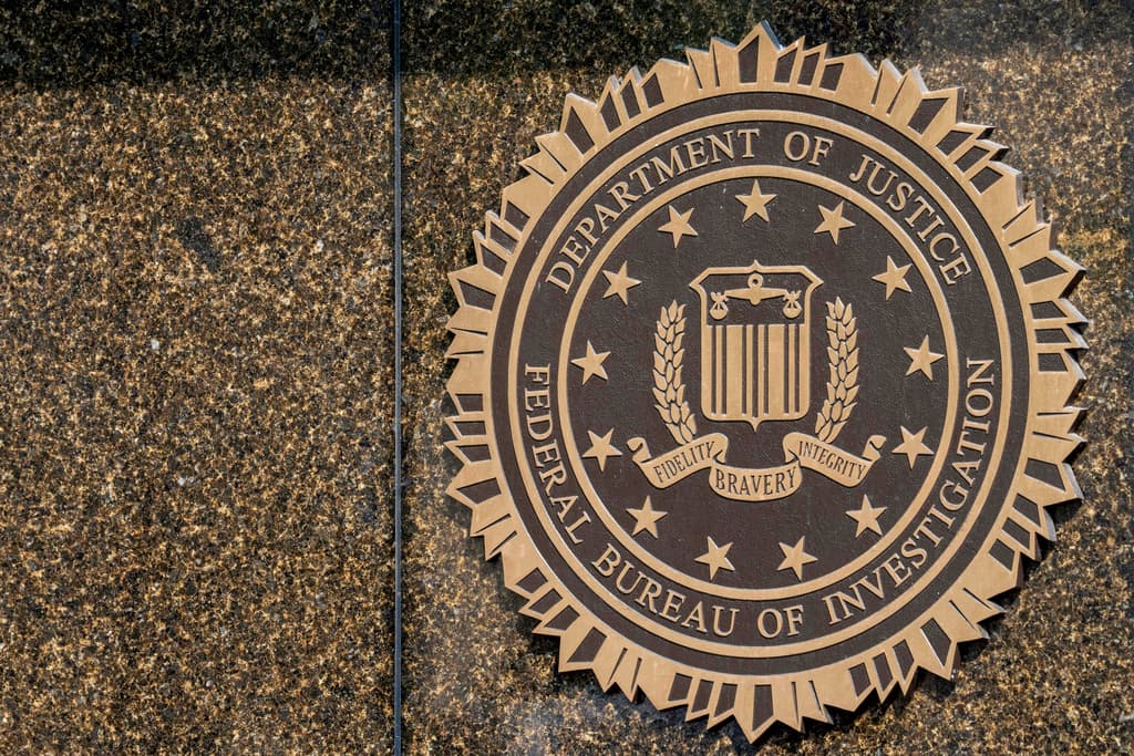 FBI investiga la ola de mensajes racistas anónimos que causa alarma en varios estados