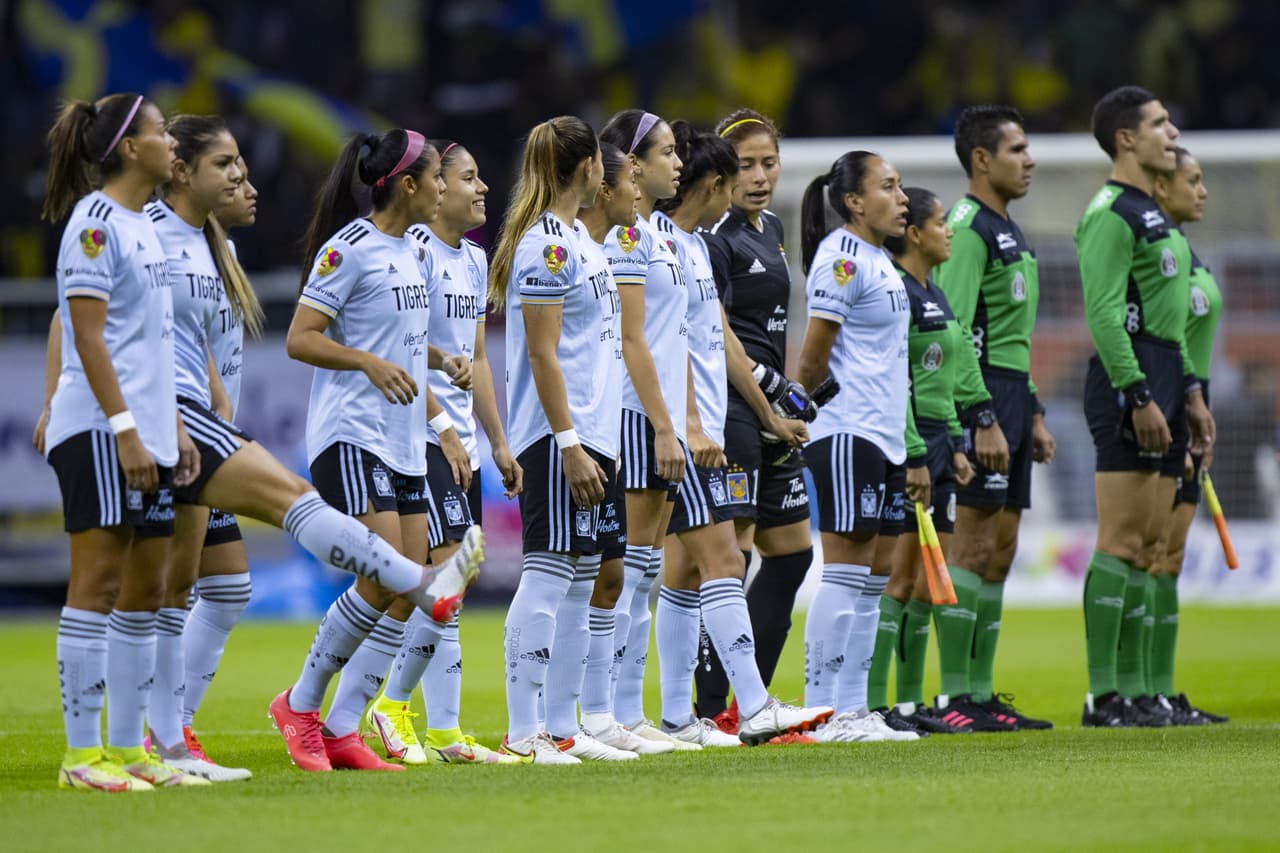 Las Águilas del América se presentaban en el Azteca con la ilusión de la Liguilla a una fecha por concluir el torneo regular. Los tres puntos eran esenciales para asegurar boleto.