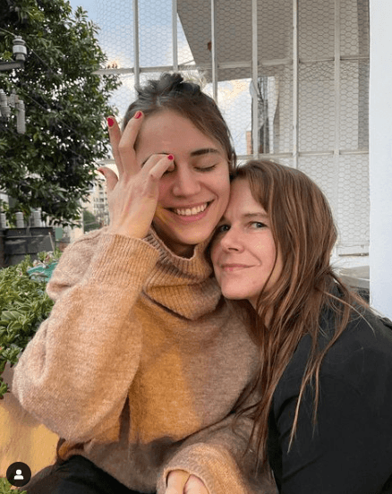 <b>Nailea Norvind </b>
<br>La reconocida villana de telenovelas comparte con sus seguidores en redes sociales los mejores momentos junto a sus hijas Tessa y Naian, quienes heredaron su gusto por la actuación.