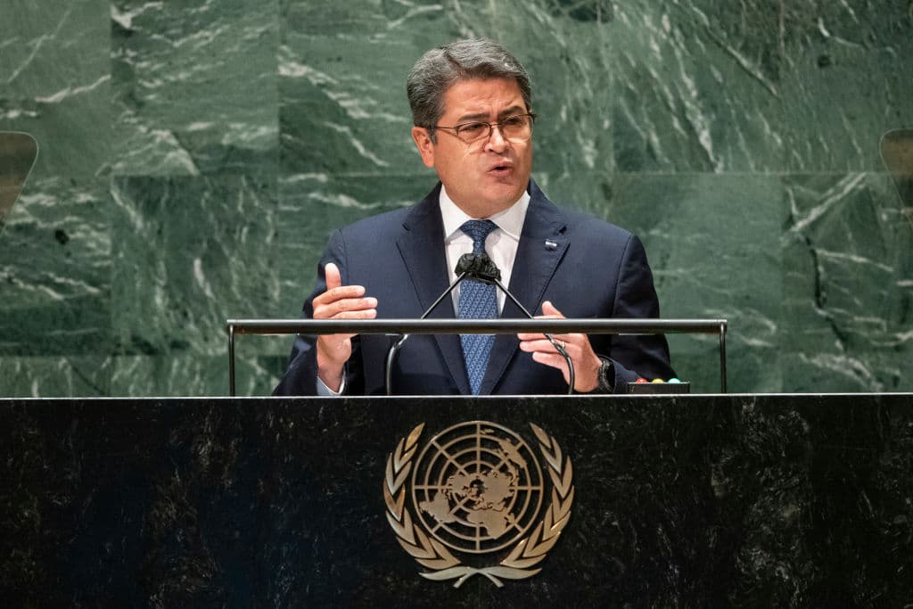 El presidente de Honduras, Juan Orlando Hernández Alvarado, se dirige a la 76ª sesión de la Asamblea General de la ONU el 22 de septiembre de 2021, en Nueva York.