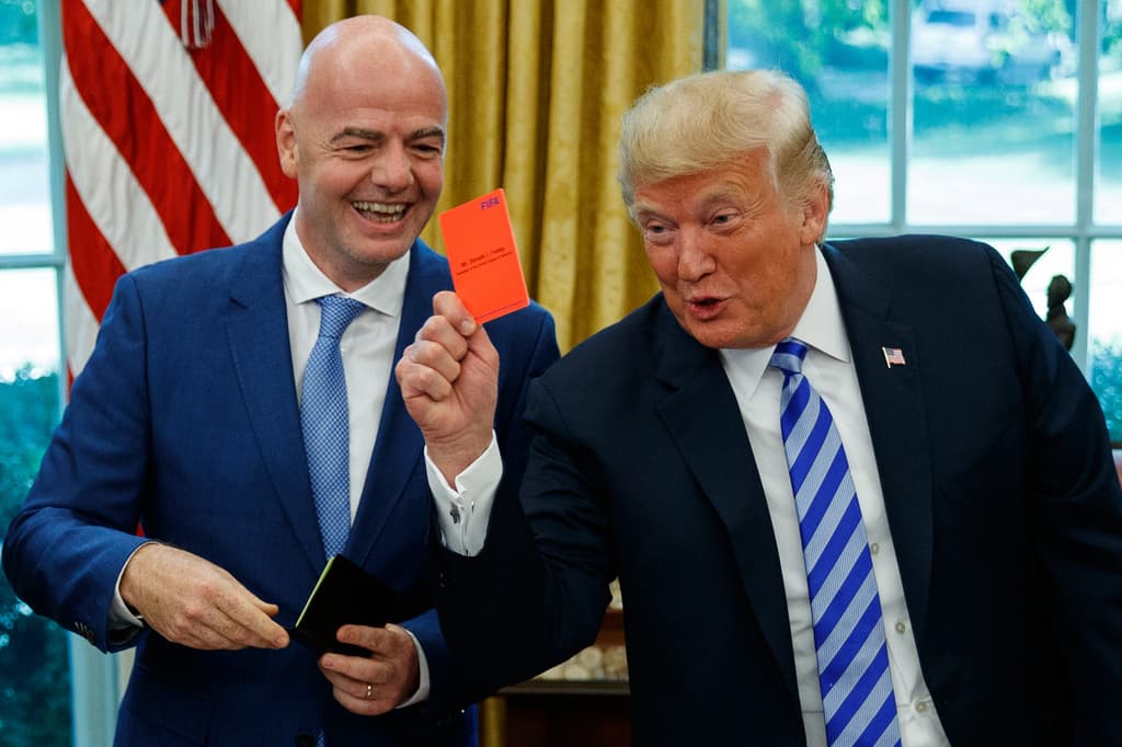 Donald Trump confirma haber pedido a la FIFA que reconsiderara la tarjeta roja de Balogun