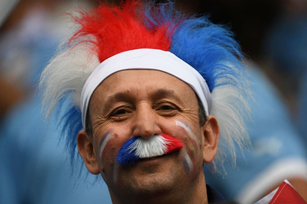 El colorido y los atuendos demostraron la alegría de los fanáticos en medio del duelo de cuartos de final entre Uruguay y Francia, en la lucha por un cupo a la semifinal del Mundial de Rusia 2018.